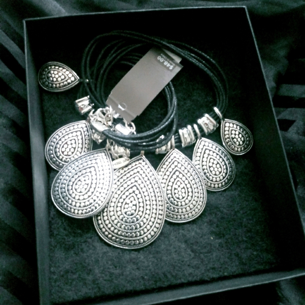 Bohemian silver dot drop necklace New